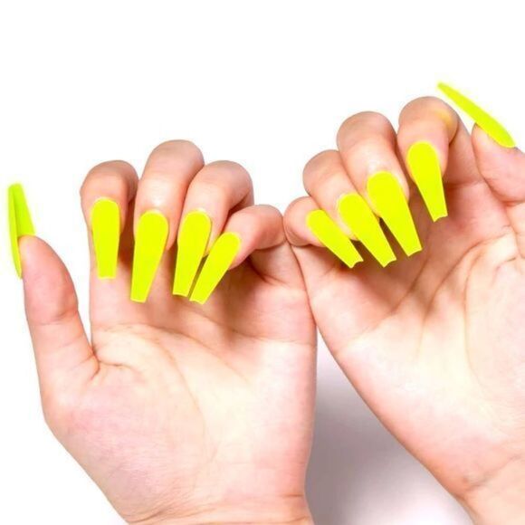 Exclusively Couture Other - 24 Fake long yellow coffin Nails
